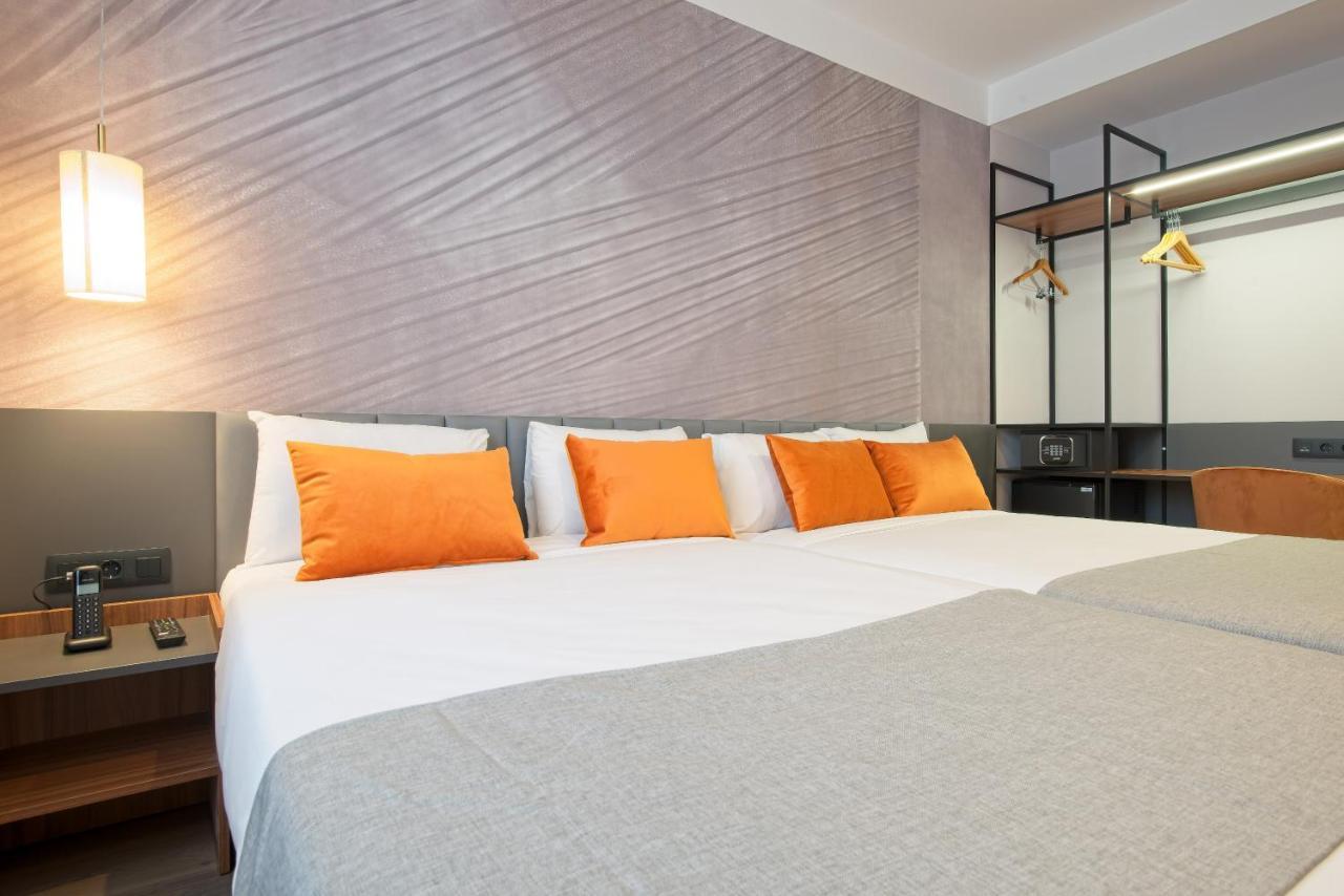 Dwo Yuste Alcala Hotel Madrid Exterior photo